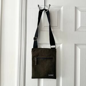 Dakine Jive Hunter Green Speckled Black Slim Crossbody Unisex Bag Adjustable